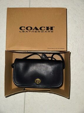 Vintage 1980s Coach Dinky Style 9375 Navy WK 24 with Original Box & Accessories